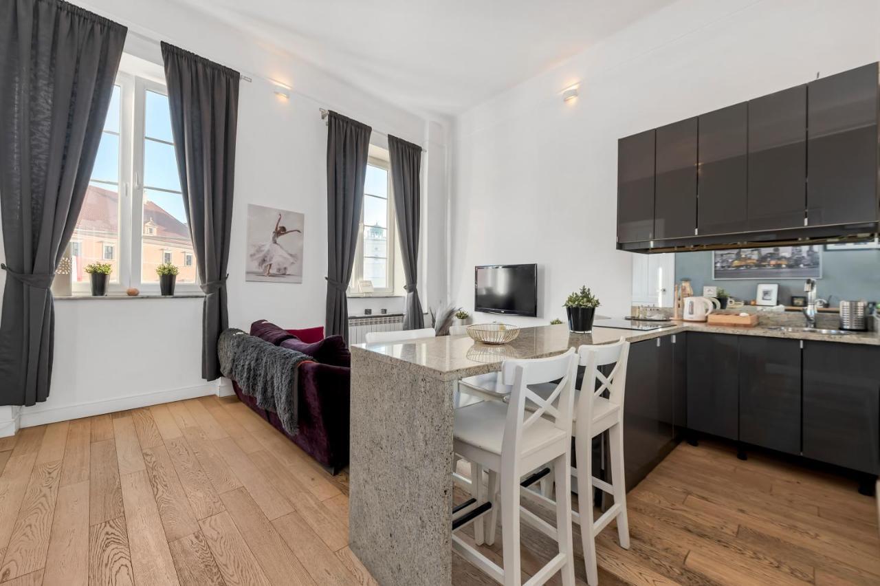 Lumina Apartments On The Market Square Near The Royal Castle Warschau Buitenkant foto